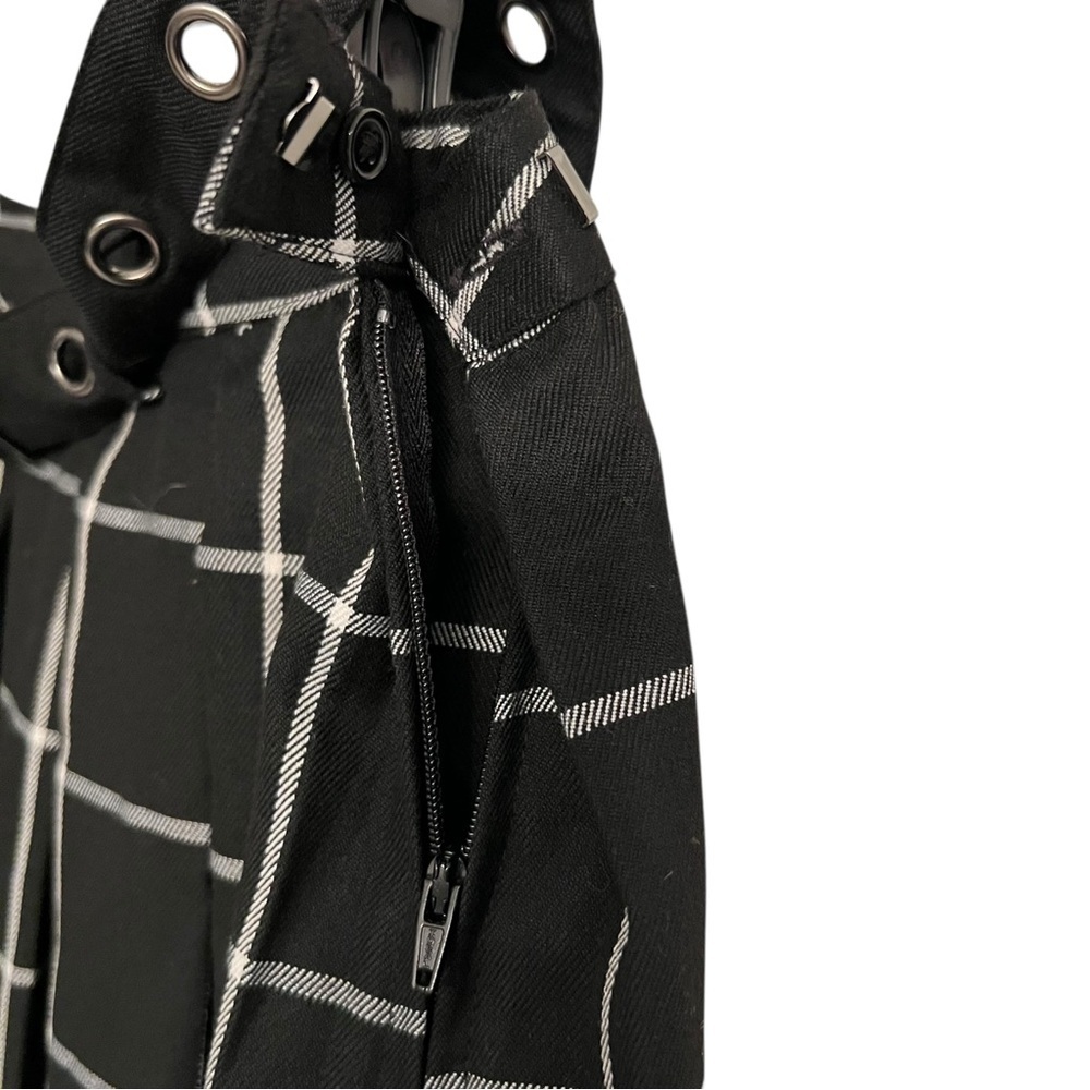 90’s Y2K Grunge Whimsigoth Pleated Hot Topic Black White Mini Skirt Size Small - Picture 5 of 6
